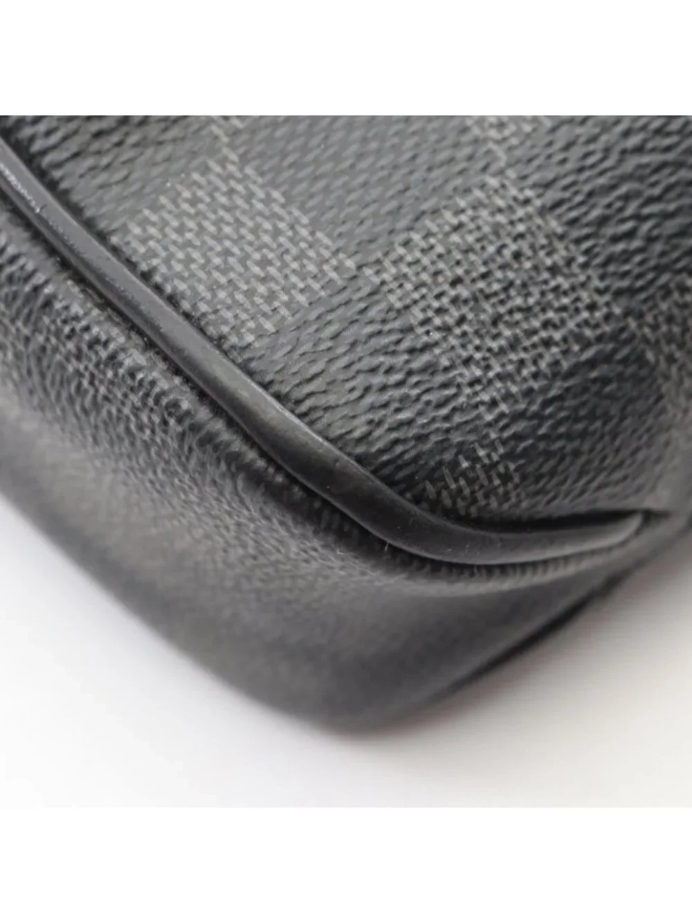 Louis Vuitton Shoulder Bag District PM Damier Graphite Canvas Leather